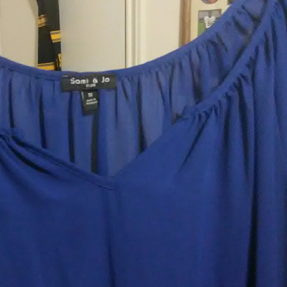 Blup top - Picture 2 of 2